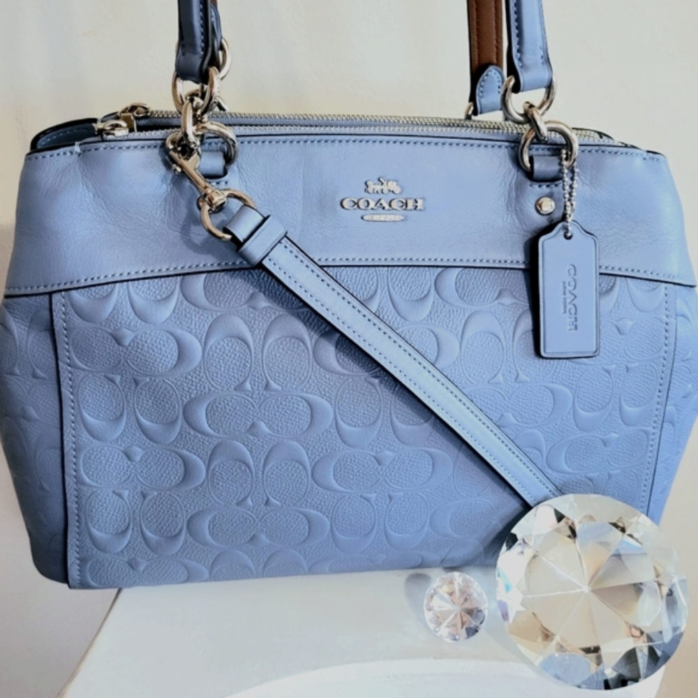 *SOLD* Authentic Coach Embrossed leather bag/crossbody